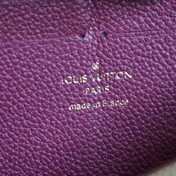 Louis Vuitton Zippy Wallet in Empreinte Leather - Picture 8 of 8